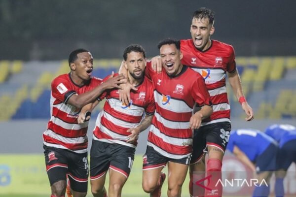 Semangat Tinggi Madura United Menyongsong Pertarungan Melawan PSIS Semarang