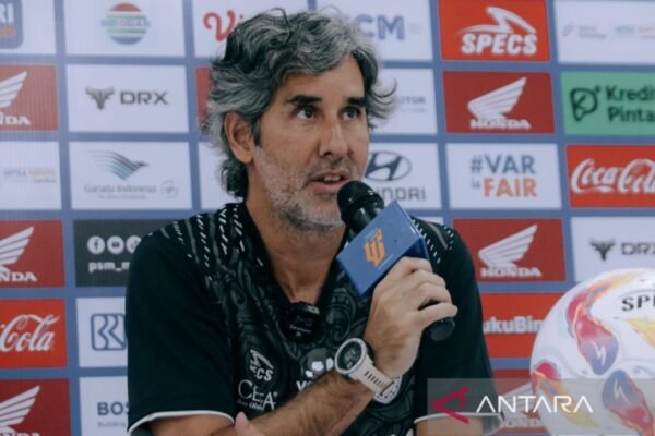 Setelah Meninggalkan Bali United, Teco Cugurra Melanjutkan Perjalanan Kariernya di Indonesia