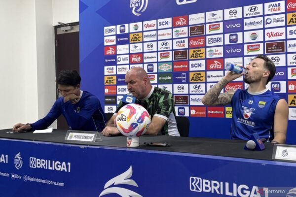 Bojan Hodak: Pertarungan Melawan Tim Bawah Justru Menjadi Ujian Berat