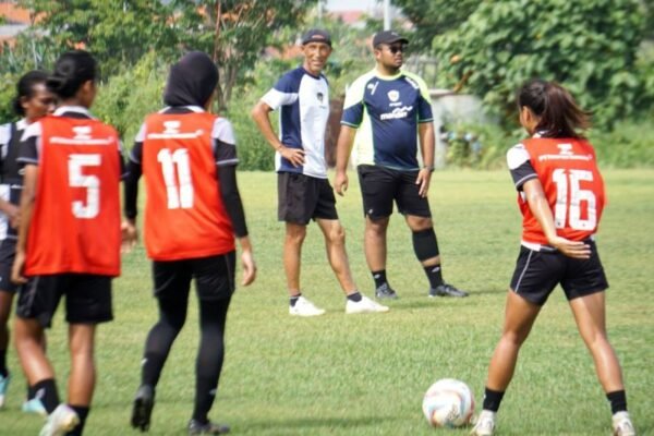 Tidak Dinaturalisasi: Arya Sinulingga Jelaskan Alasan PSSI Terkait Djenna de Jong
