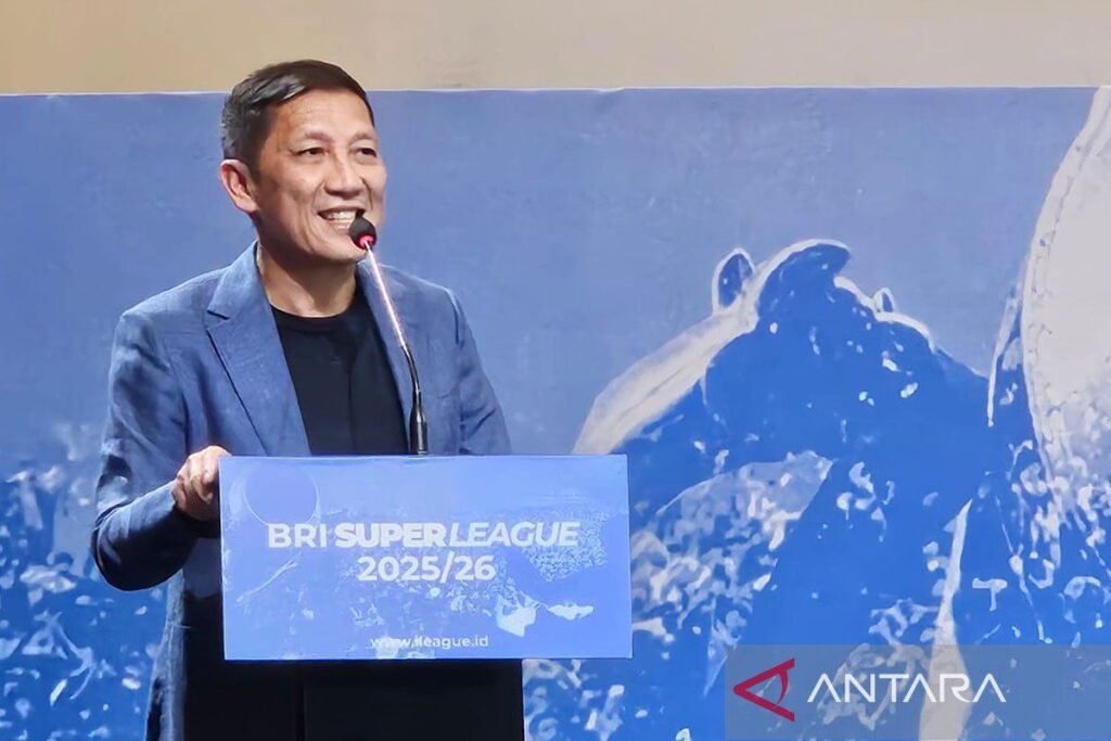 Berikut adalah beberapa alternatif judul yang bisa digunakan untuk "Operator Liga Pastikan Super League Sinkron dengan Agenda Timnas":

1. "Operator Liga Jamin Super League Selaras dengan Jadwal Timnas"
2. "Koordinasi Liga: Super League dan Agenda Timnas Berjalan Seirama"
3. "Sinkronisasi Super League: Operator Liga Pastikan Agenda Timnas Terpenuhi"
4. "Operator Liga Tegaskan Kesesuaian Super League dengan Kegiatan Timnas"
5. "Super League Hari Ini, Timnas Esok: Kolaborasi dari Operator Liga"
6. "Agenda Timnas Tetap Prioritas: Super League Segera Selaras"
7. "Ketua Liga Pastikan Kegiatan Super League Terkendali Bersama Timnas"
8. "Sinkronisasi Liga: Super League Tidak Mengganggu Agenda Tim Nasional"
9. "Harmonisasi Liga dan Timnas: Operator Liga Ambil Langkah Proaktif"
10. "Operator Liga Pastikan Super League Berjalan Seirama dengan Kebutuhan Timnas"

Silakan pilih yang paling sesuai atau gunakan sebagai inspirasi!