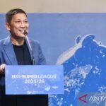 Berikut adalah beberapa alternatif judul yang bisa digunakan untuk "Operator Liga Pastikan Super League Sinkron dengan Agenda Timnas":

1. "Operator Liga Jamin Super League Selaras dengan Jadwal Timnas"
2. "Koordinasi Liga: Super League dan Agenda Timnas Berjalan Seirama"
3. "Sinkronisasi Super League: Operator Liga Pastikan Agenda Timnas Terpenuhi"
4. "Operator Liga Tegaskan Kesesuaian Super League dengan Kegiatan Timnas"
5. "Super League Hari Ini, Timnas Esok: Kolaborasi dari Operator Liga"
6. "Agenda Timnas Tetap Prioritas: Super League Segera Selaras"
7. "Ketua Liga Pastikan Kegiatan Super League Terkendali Bersama Timnas"
8. "Sinkronisasi Liga: Super League Tidak Mengganggu Agenda Tim Nasional"
9. "Harmonisasi Liga dan Timnas: Operator Liga Ambil Langkah Proaktif"
10. "Operator Liga Pastikan Super League Berjalan Seirama dengan Kebutuhan Timnas"

Silakan pilih yang paling sesuai atau gunakan sebagai inspirasi!